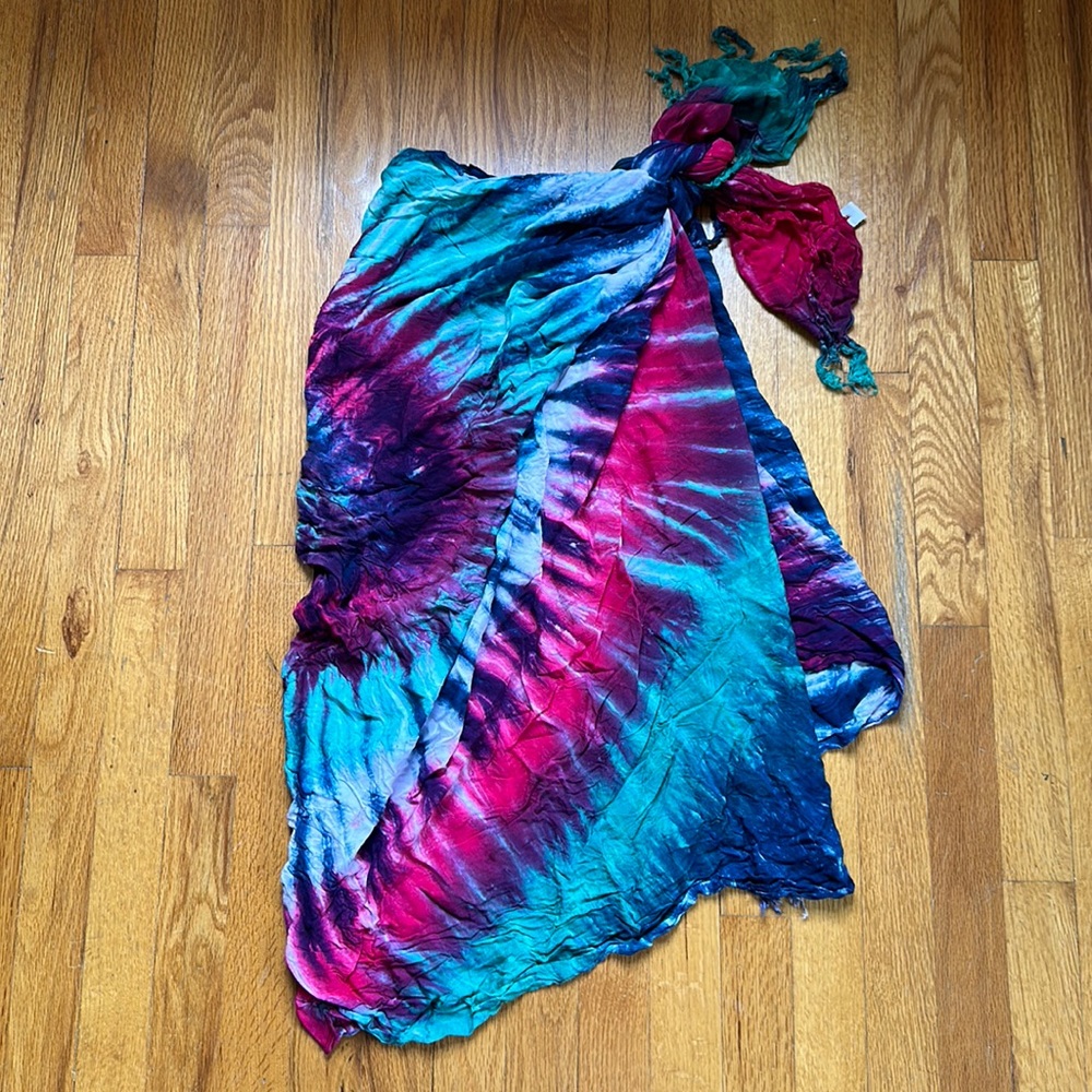 Beautiful Tie-Dye Sarong